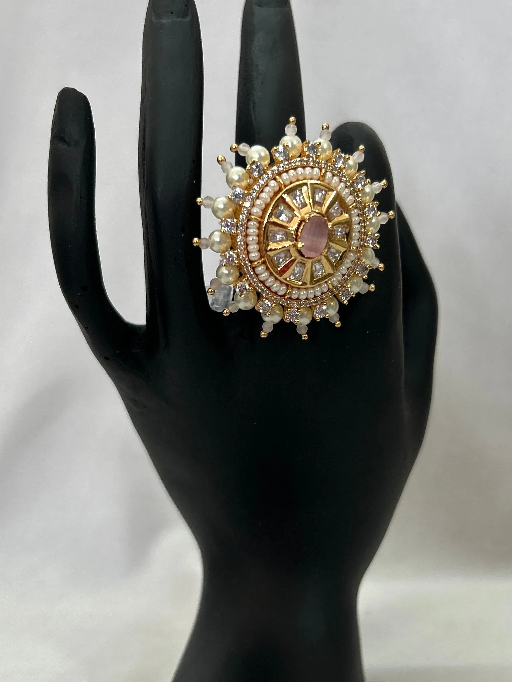 Cocktail Finger Ring