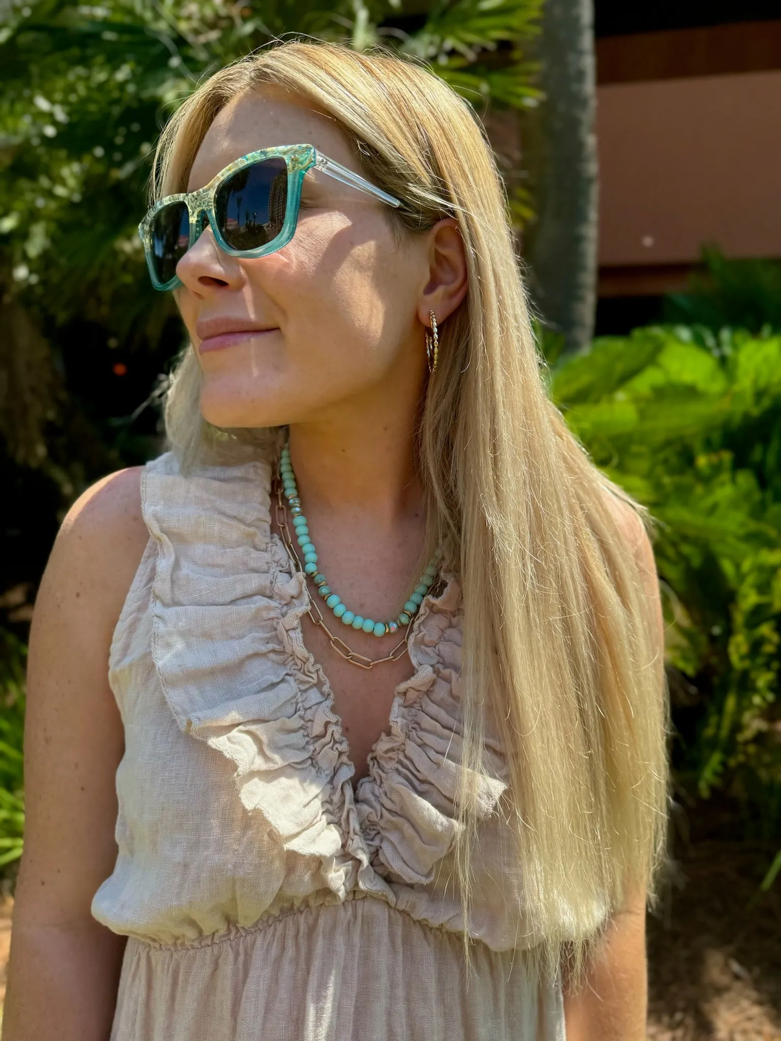 Laura earrings in gold