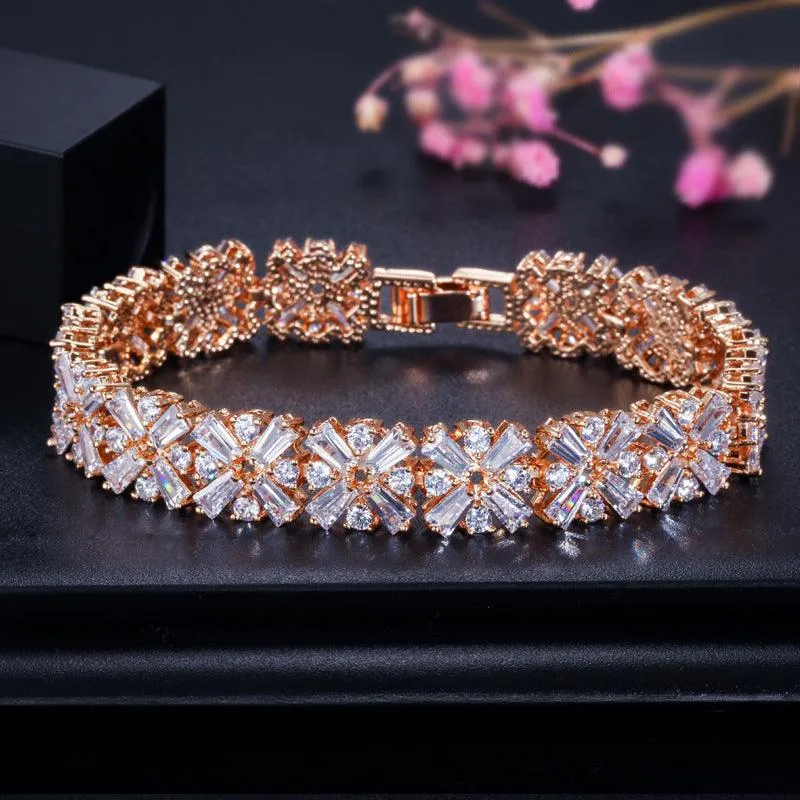 Women's Fashion Simple Copper Zircon Bracelet